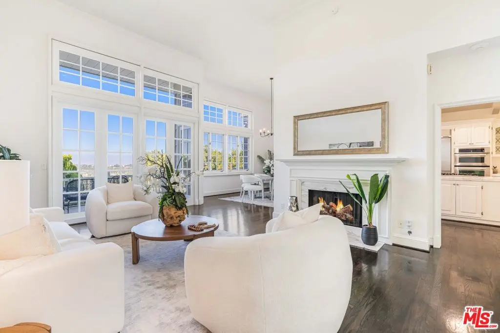 Condominium for sale at 2204 The Terrace, Los Angeles, CA featuring 2 beds and 3 baths