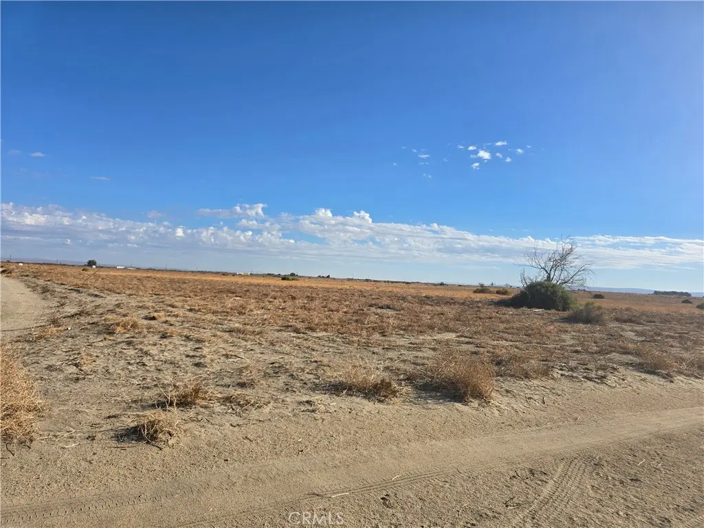 30 E Avenue G, Lancaster, CA — listing photo 1