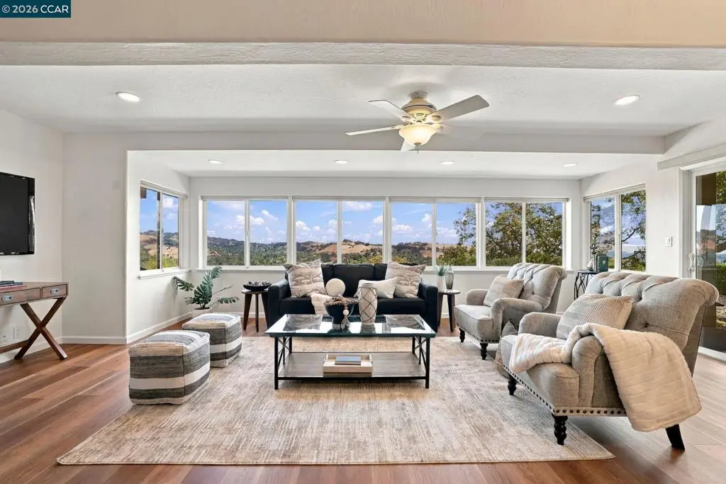 Condominium for sale at 1138 Skycrest Dr 8, Walnut Creek, CA featuring 2 beds and 2 baths