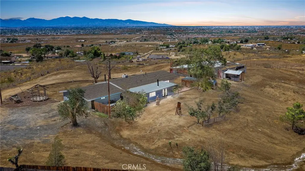 10274 Merino Avenue, Apple Valley, CA — listing photo 1
