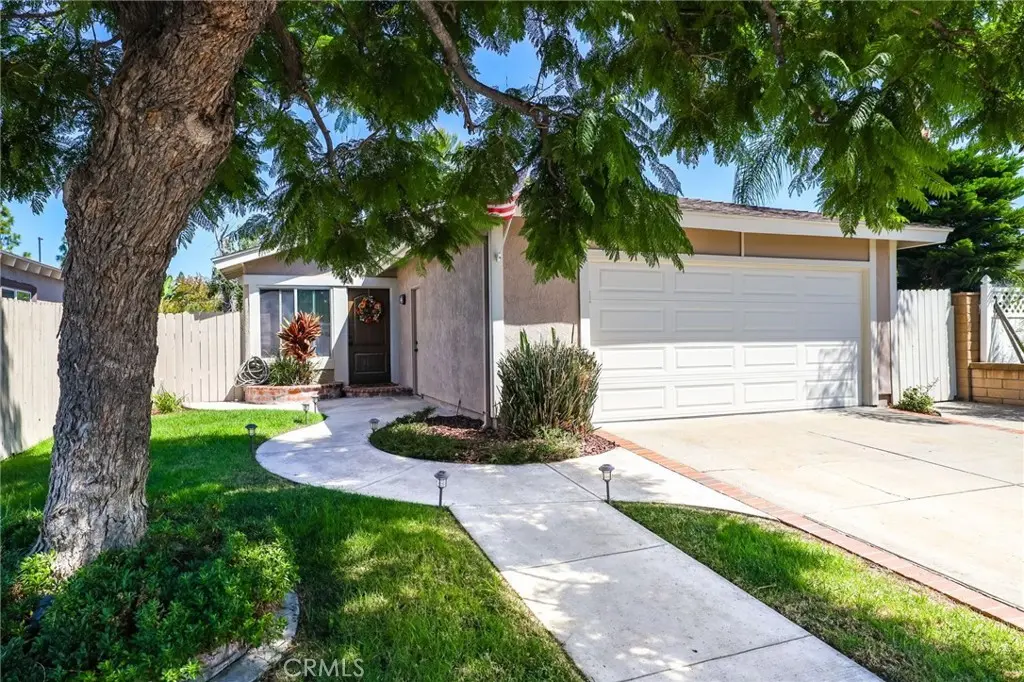 27531 Genil, Mission Viejo, CA — listing photo 1