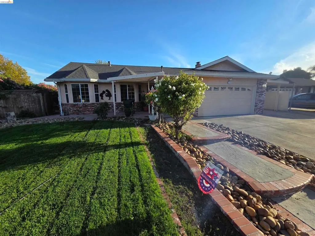 Single Family Residence for sale at 3718 Cascade Ct, Antioch, CA featuring 3 beds and 2 baths
