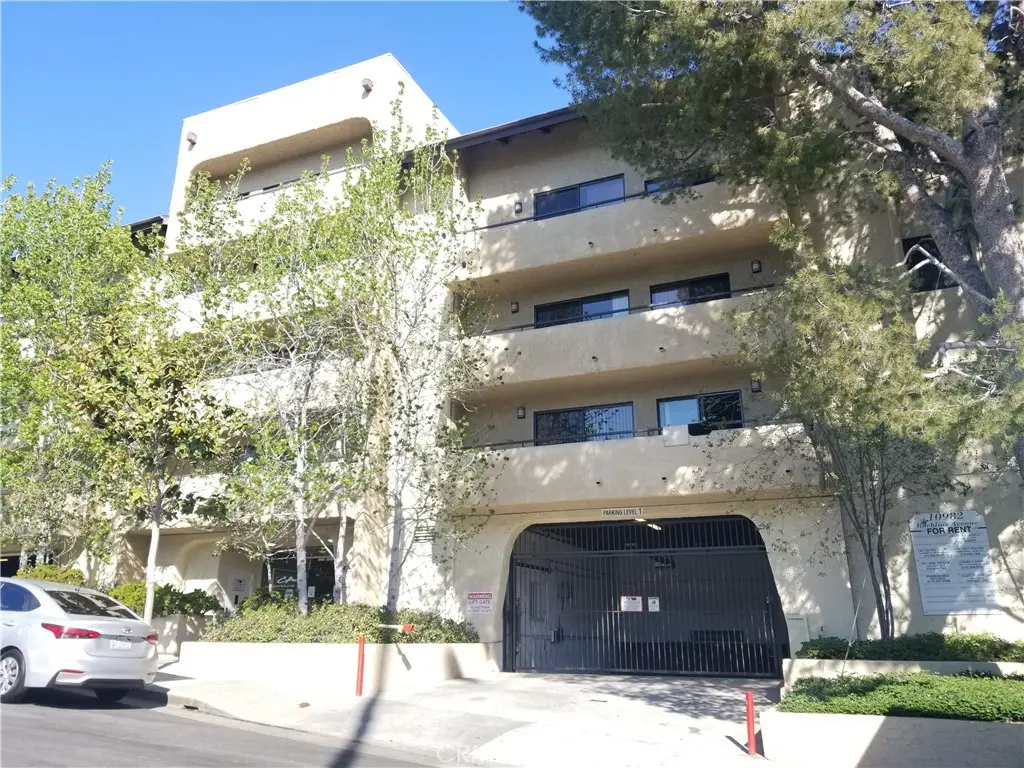 10982 Roebling Avenue 415, Westwood Century City, CA — listing photo 1