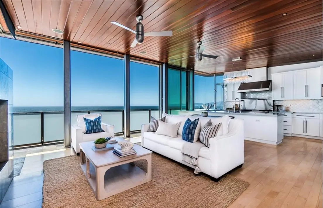 3316 Crest Drive, Manhattan Beach, CA — listing photo 1