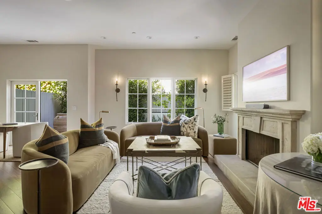 Residential Lease for rent at 71 Olive Mill Road, Montecito, Santa Barbara County, CA featuring 2 beds and 3 baths