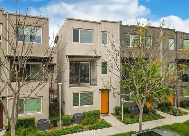 8416 N Fusion Way, Northridge, CA — listing photo 1