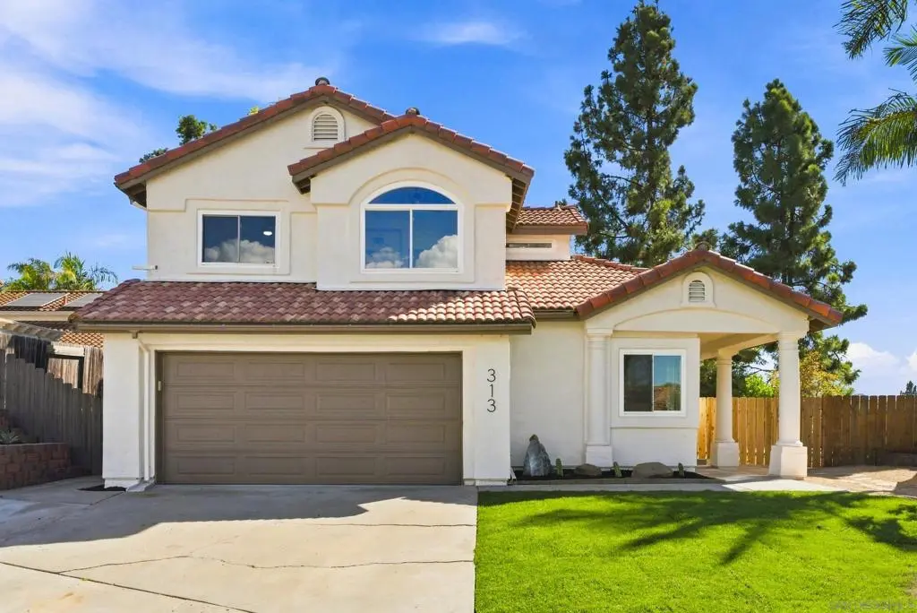 313 Paseo Marguerita, Vista, CA — listing photo 1