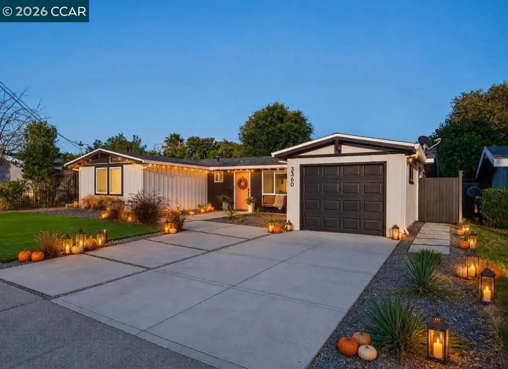 Single Family Residence for rent at 3360 Esperanza Dr, Concord, CA featuring 4 beds and 2 baths