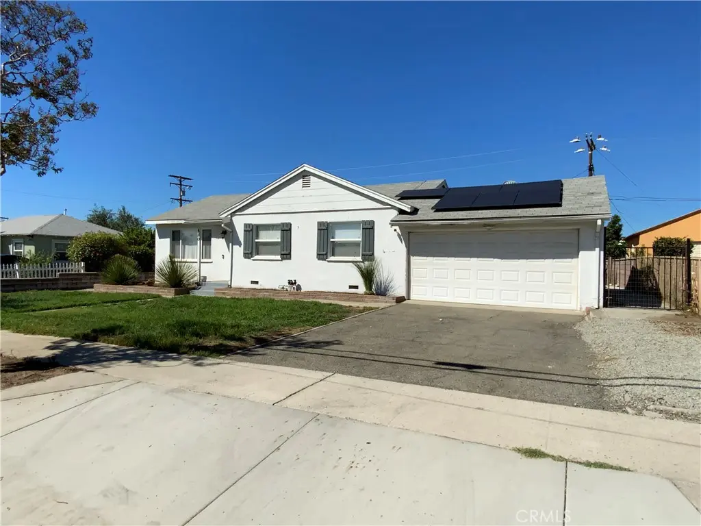 580 N Lilac, Rialto, CA — listing photo 1