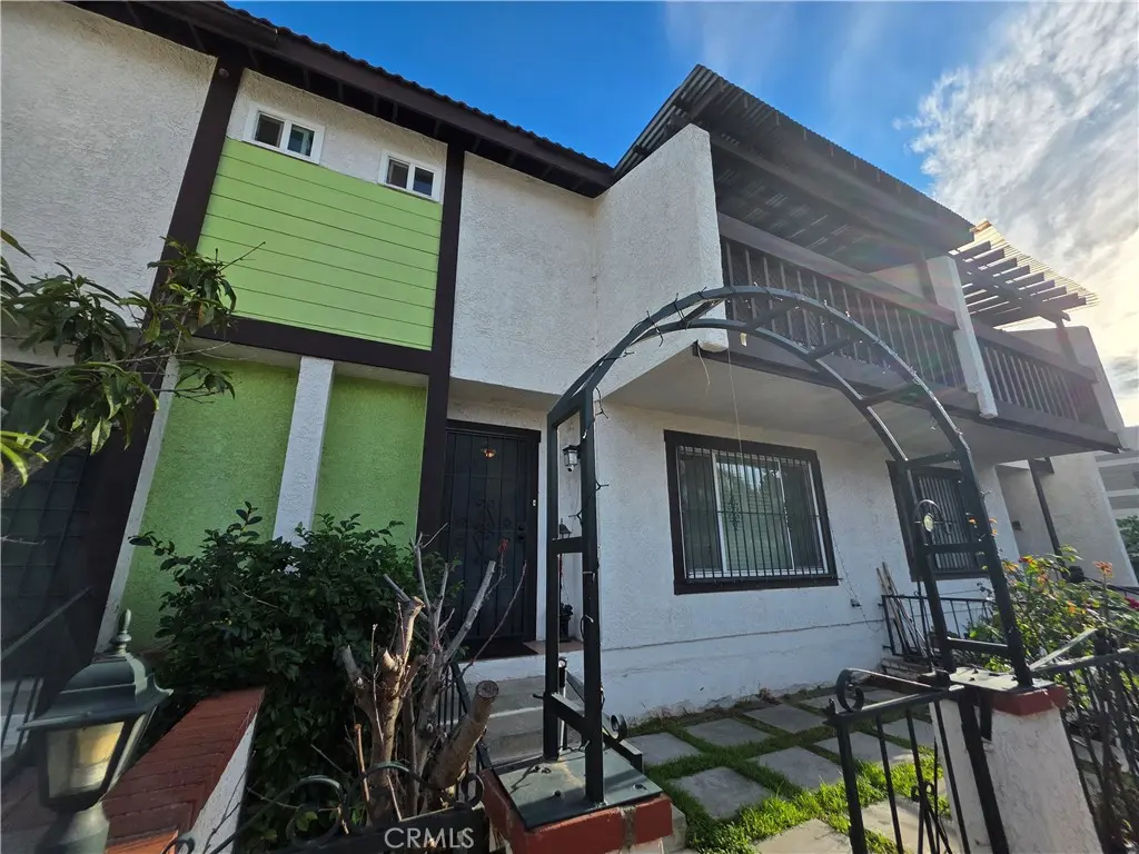 319 S Chandler Avenue D, Monterey Park, CA — listing photo 1