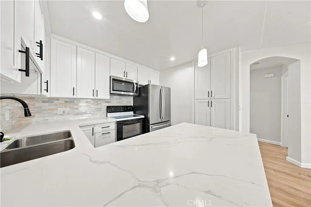 Condominium for sale at 6815 Remmet Avenue 212, Los Angeles, CA featuring 1 bed and 1 bath