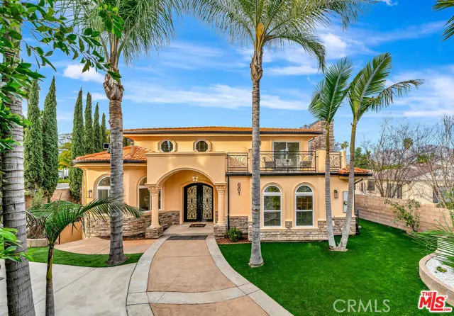 Single Family Residence for rent at 661 W Lemon, Arcadia, CA featuring 5 beds and 4 baths