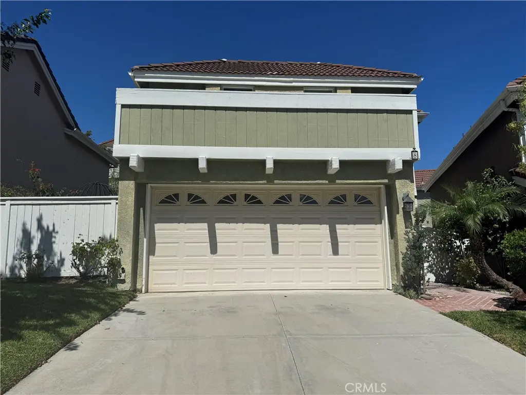 8 Carmel Court, Laguna Beach, CA — listing photo 1