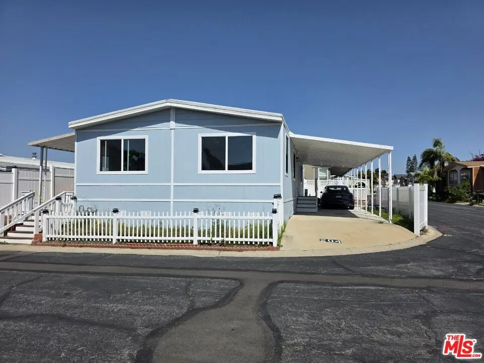 17700 S Avalon Boulevard 204, Carson, CA — listing photo 1