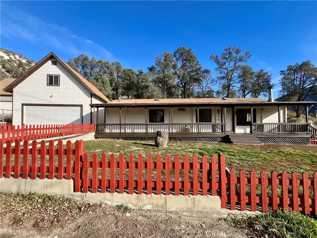 928 Elm, Frazier Park, CA — listing photo 1