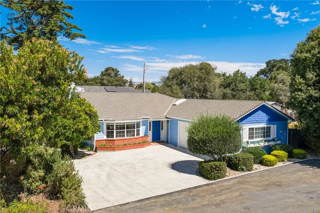 Single Family Residence for sale at 1044 Fair Oaks Avenue, Arroyo Grande, CA featuring 3 beds and 2 baths