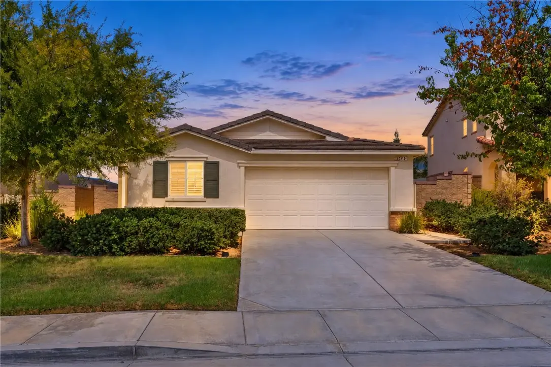 Single Family Residence for sale at 35124 Sorrel, Lake Elsinore, CA featuring 3 beds and 2 baths