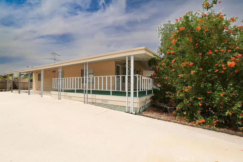 Manufactured On Land for sale at 282 N La Paloma, San Jacinto, CA featuring 2 beds and 2 baths