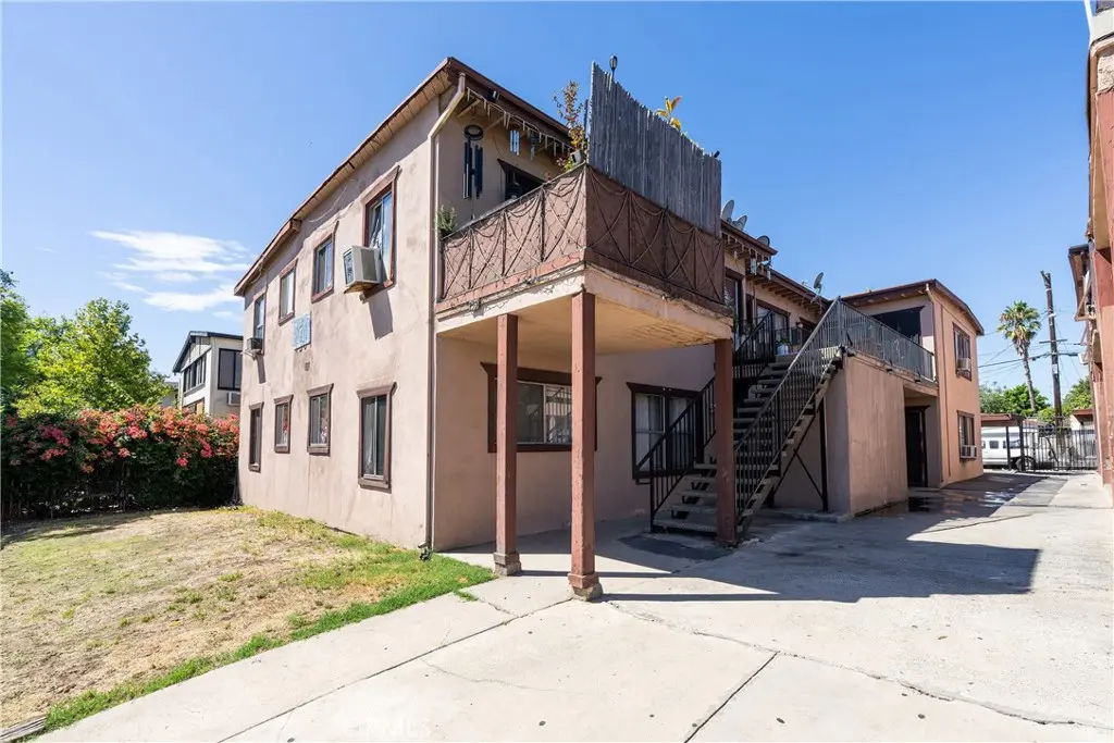 7301 Vineland, Sun Valley, CA — listing photo 1