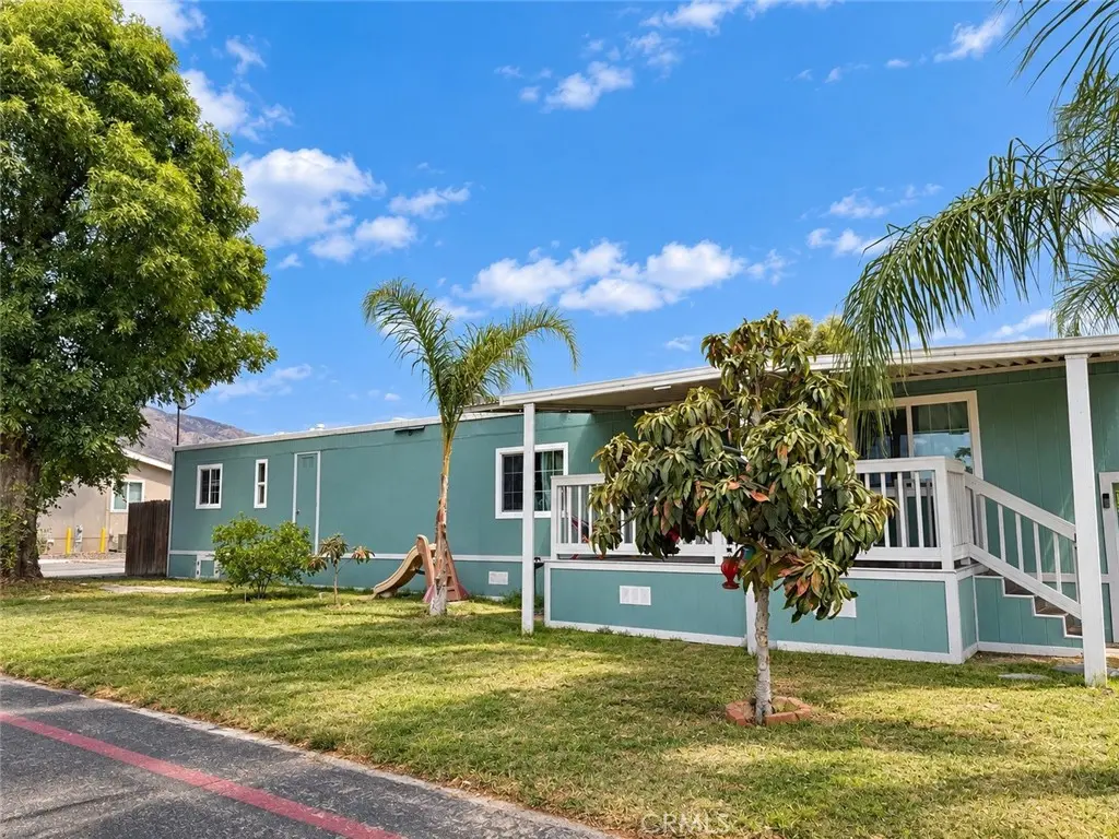 26297 Baseline 51, Highland, CA — listing photo 1