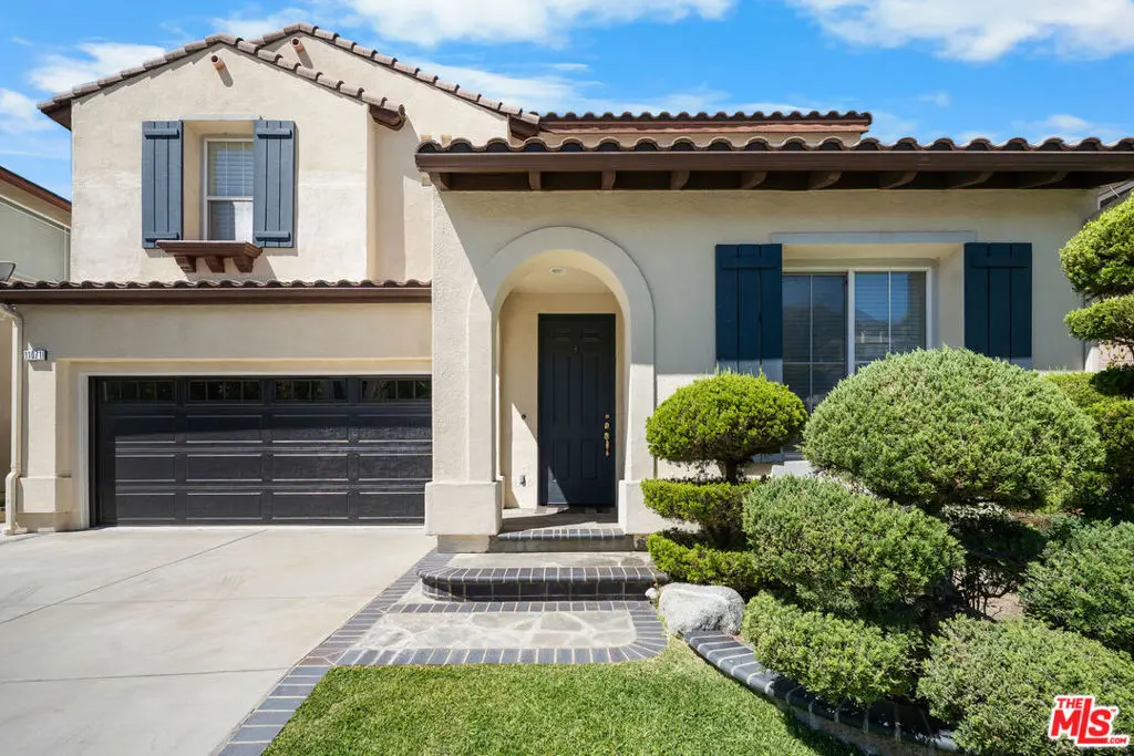 Single Family Residence for sale at 11071 Tamberly Lane, Los Angeles, CA featuring 4 beds and 3 baths