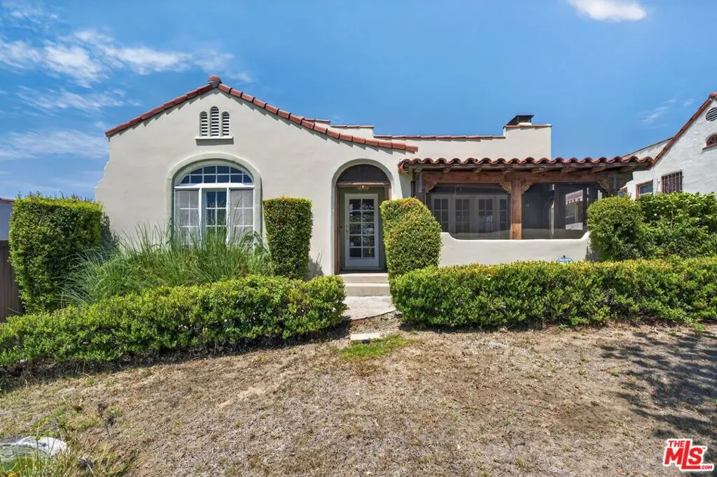 Single Family Residence for sale at 3217 Lowry Road, Los Angeles, CA featuring 3 beds and 3 baths