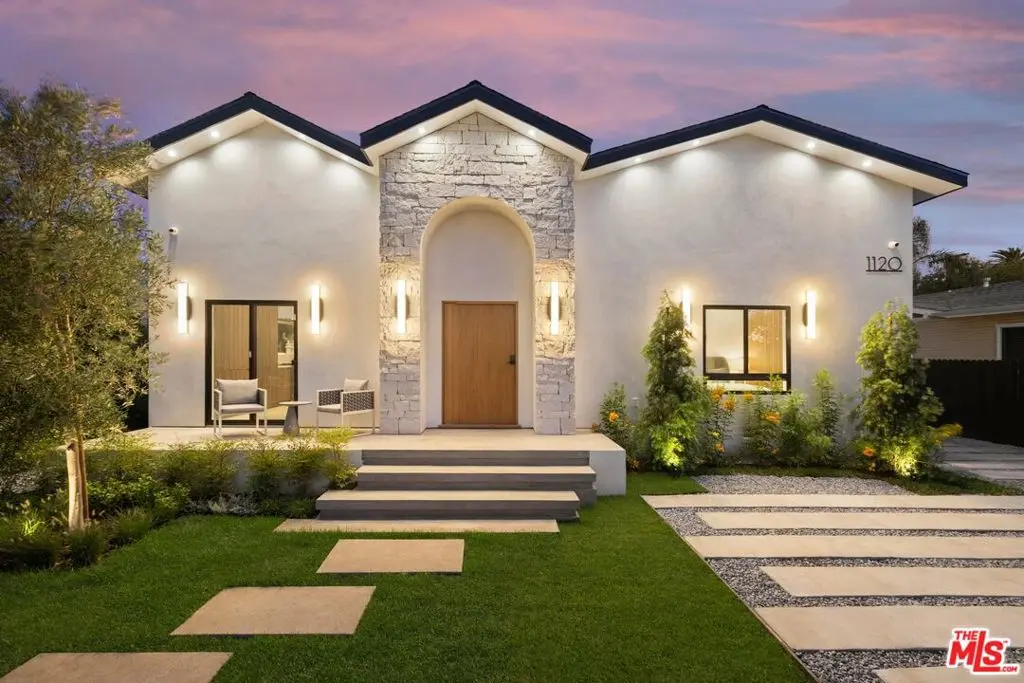 Single Family Residence for sale at 1120 S Lucerne Boulevard, Los Angeles, CA featuring 4 beds and 5 baths