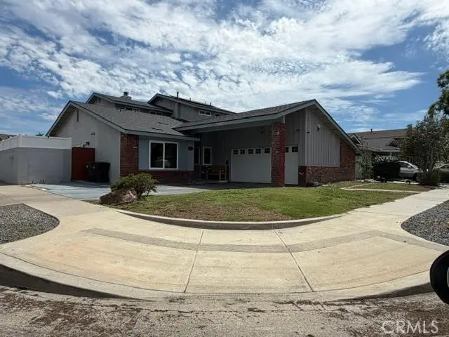 Single Family Residence for sale at 3190 Claremore, Long Beach, CA featuring 5 beds and 4 baths