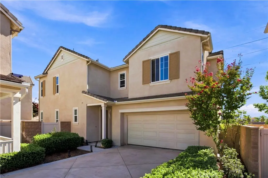 3147 E Discovery St, Ontario, CA — listing photo 1