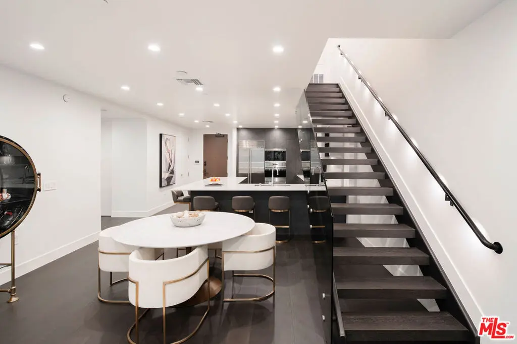 Condominium for rent at 724 N Croft Avenue 108, Los Angeles, CA featuring 2 beds and 2 baths