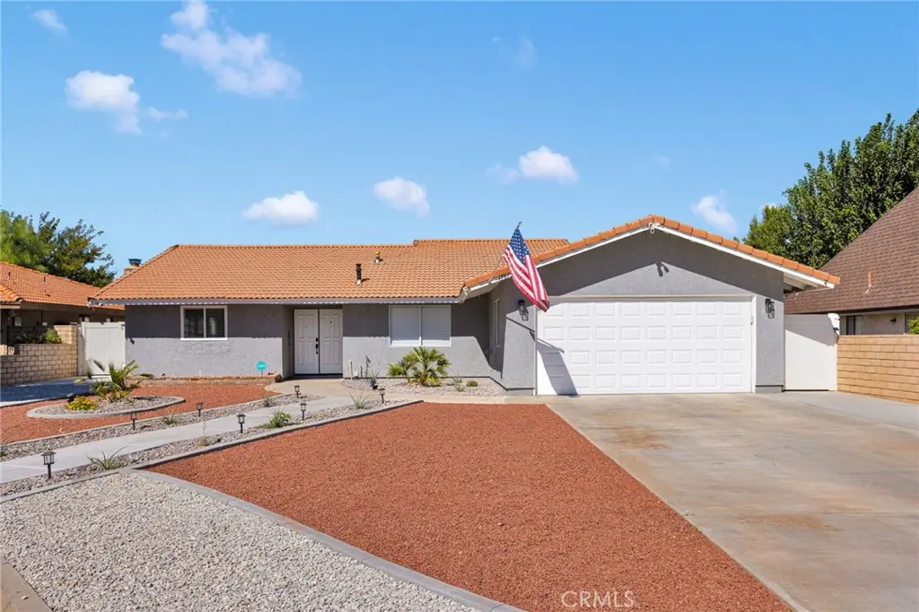 17875 Idyllwild Lane, Victorville, CA — listing photo 1
