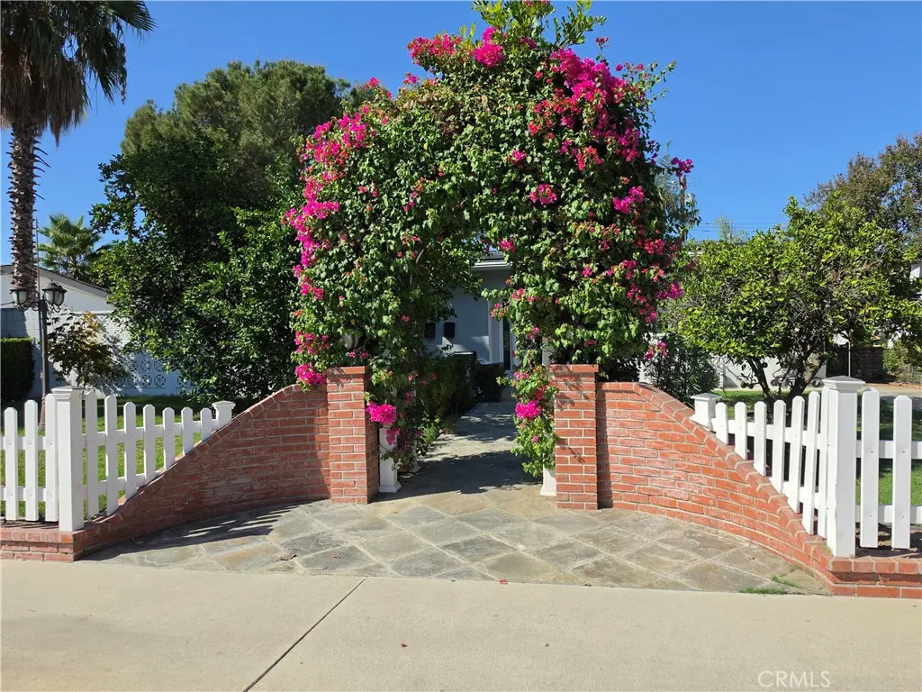 Single Family Residence for rent at 22945 Sherman, Los Angeles, CA featuring 3 beds and 2 baths