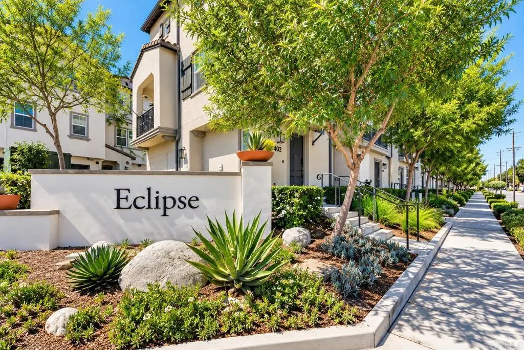 Condominium for sale at 402 Carina Glen, Escondido, CA featuring 2 beds and 3 baths