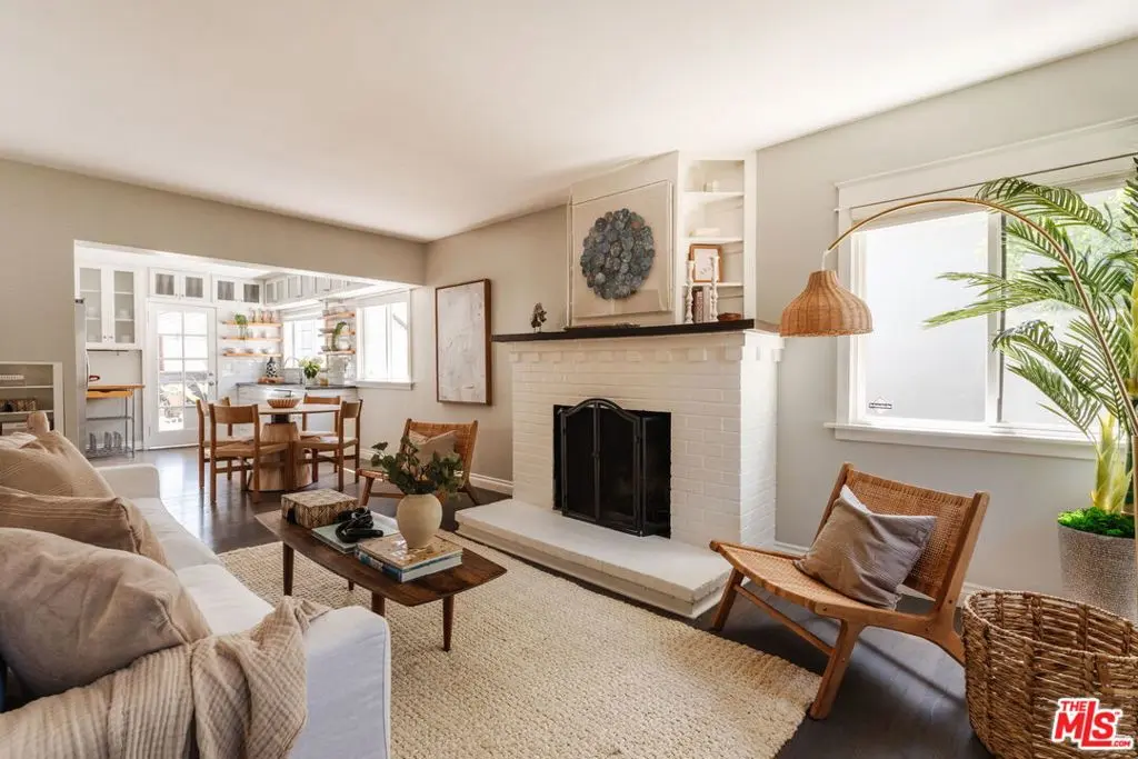 Single Family Residence for sale at 11966 Culver Drive, Los Angeles, CA featuring 2 beds and 1 bath