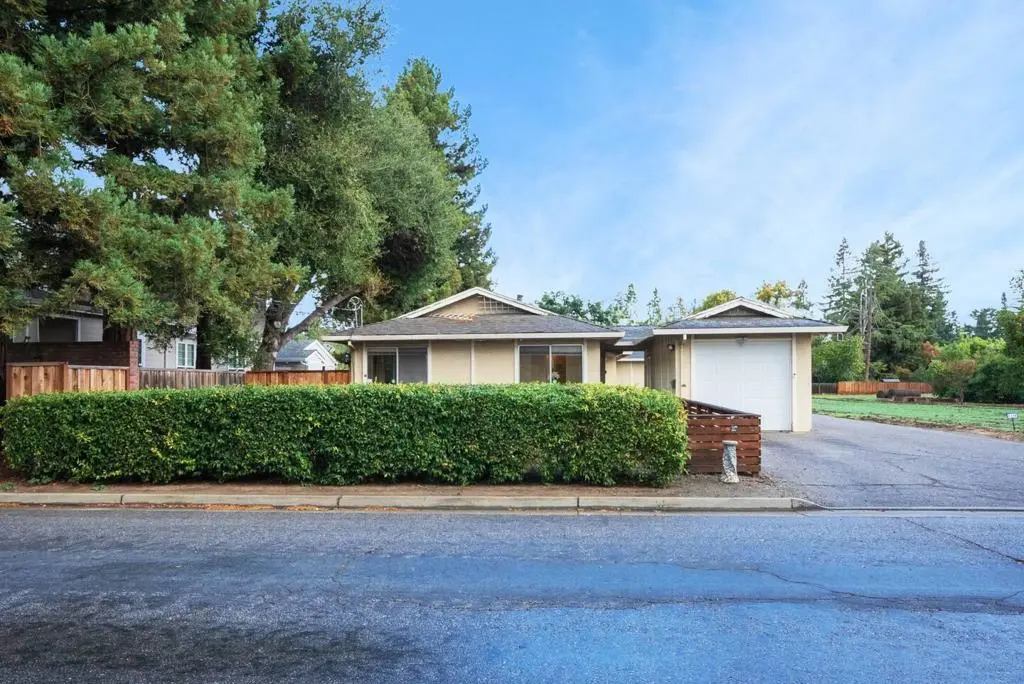 638 Willowgate Street, Mountain View, CA — listing photo 1