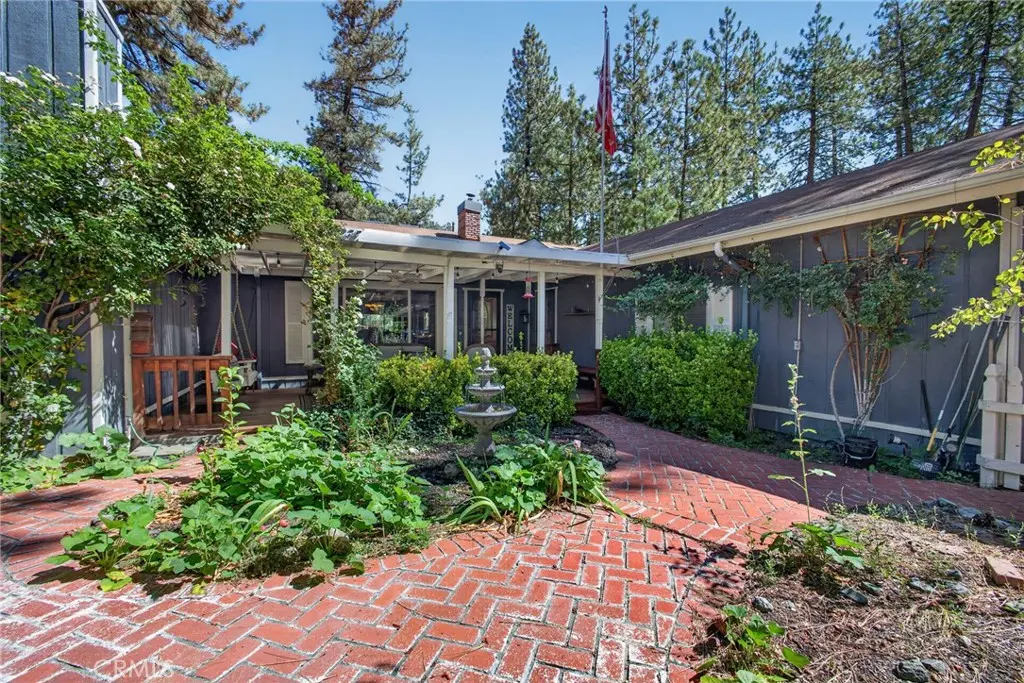 1902 Virginia, Wrightwood, CA — listing photo 1