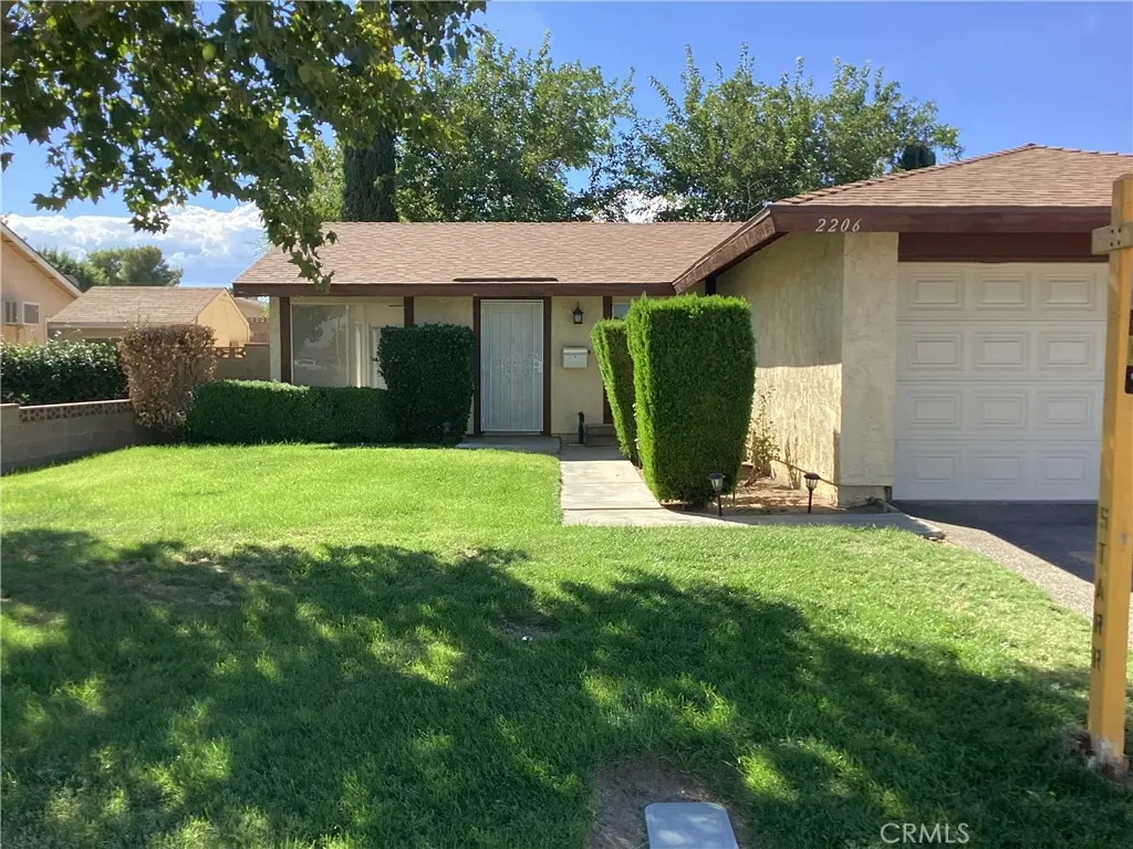 2206 W Avenue K14, Lancaster, CA — listing photo 1