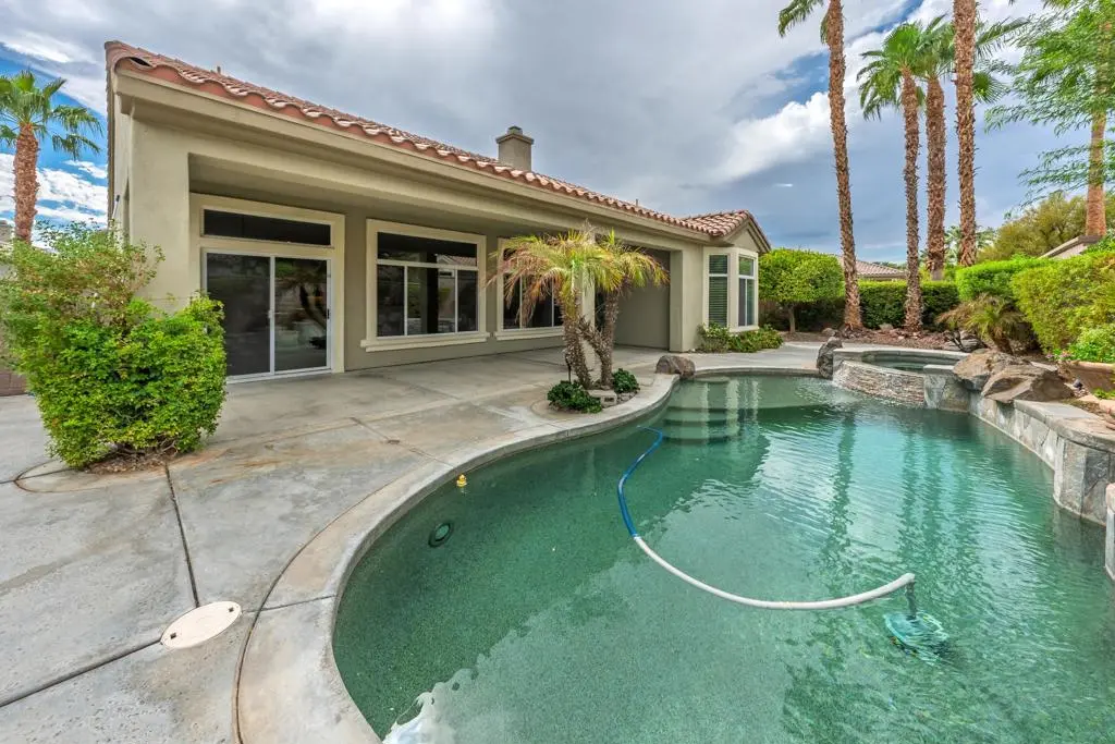 35148 Minuet Drive, Palm Desert, CA — listing photo 1