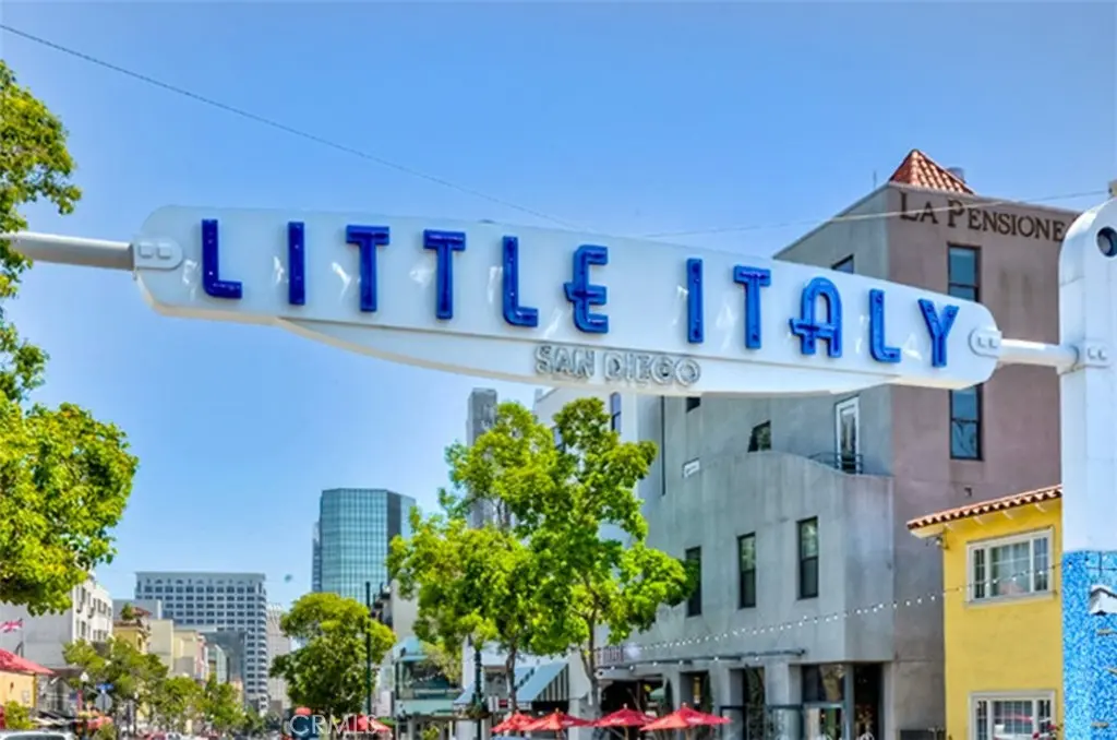 Residential Lease for rent at 1944 State Street 11, San Diego, CA featuring 1 bed and 1 bath