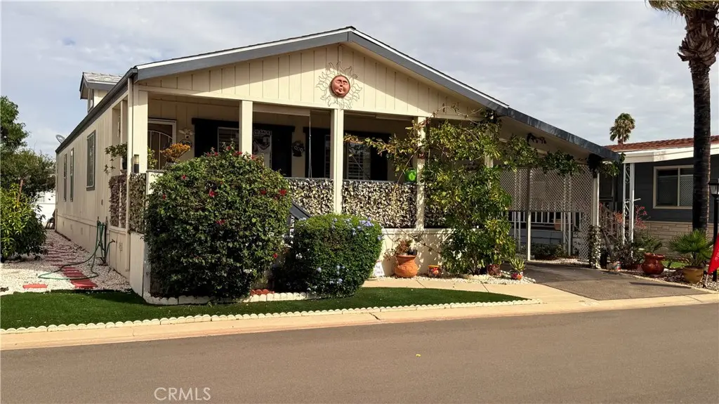 Manufactured In Park for sale at 4000 Pierce 63, Riverside, CA featuring 2 beds and 2 baths