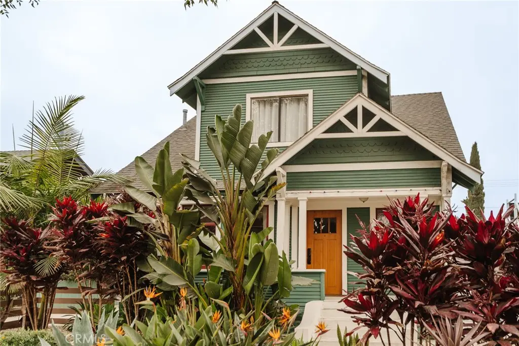 Single Family Residence for sale at 1345 Linden Avenue, Long Beach, CA featuring 3 beds and 2 baths
