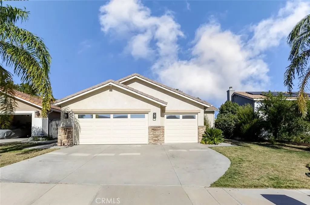 26505 Royal Vista Court, Canyon Country, CA — listing photo 1