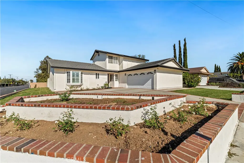 310 N Swidler, Orange, CA — listing photo 1