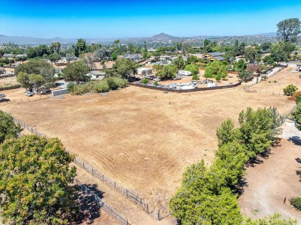 2255 Euclid Avenue, El Cajon, CA — listing photo 1