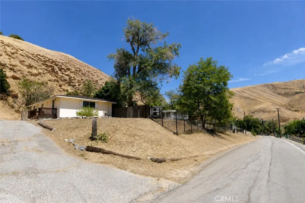 425 North, Lebec, CA — listing photo 1