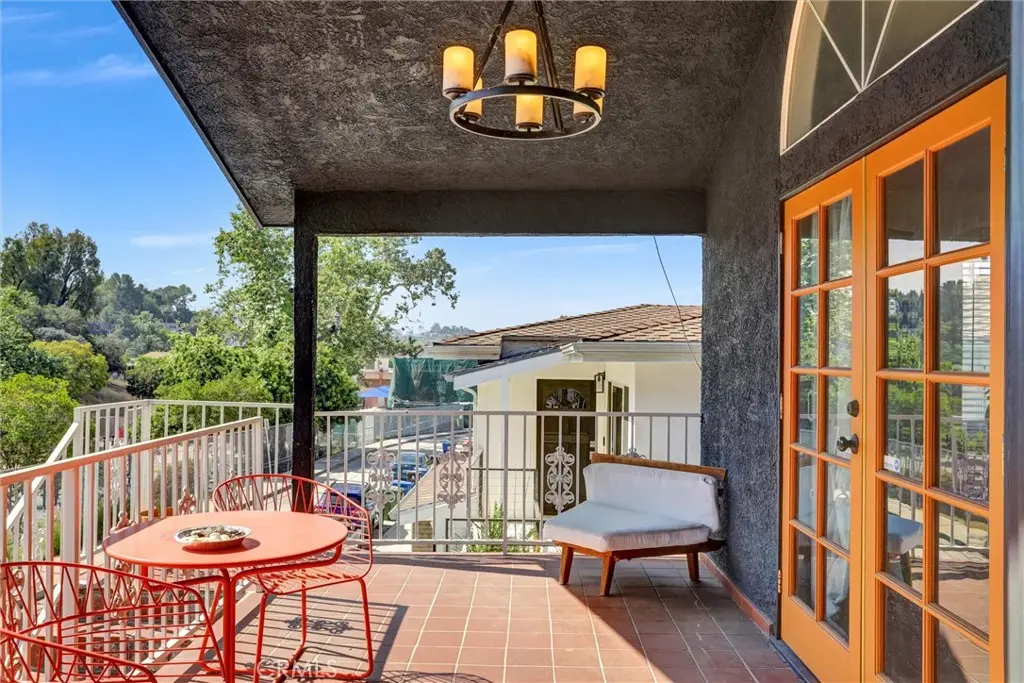 Single Family Residence for sale at 4265 Yosemite, Los Angeles, CA featuring 3 beds and 2 baths