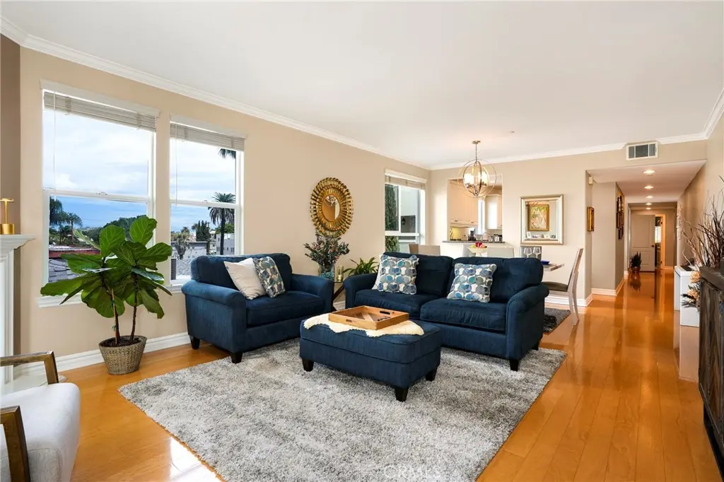 Condominium for sale at 1000 E Ocean Boulevard 510, Long Beach, CA featuring 3 beds and 2 baths