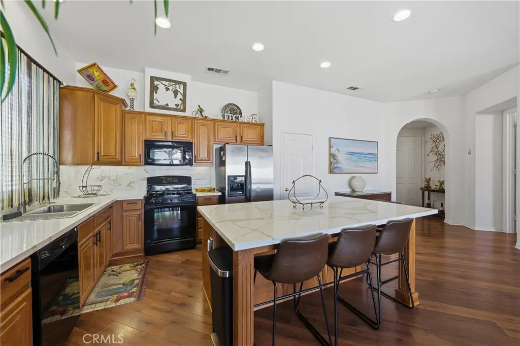 Single Family Residence for rent at 84206 Canzone, Indio, CA featuring 3 beds and 2 baths