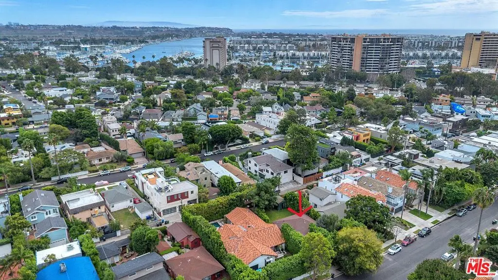 828 Howard Street, Marina Del Rey, CA — listing photo 1