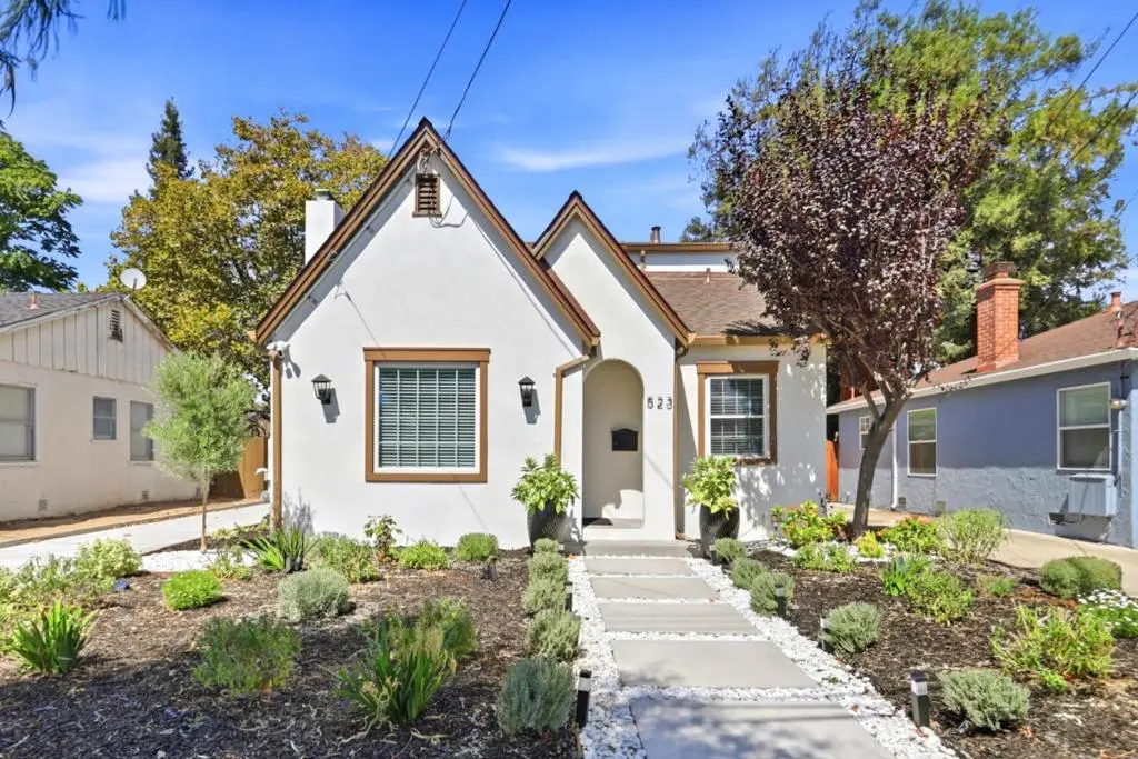 Single Family Residence for sale at 523 Hull Avenue, San Jose, CA featuring 3 beds and 2 baths